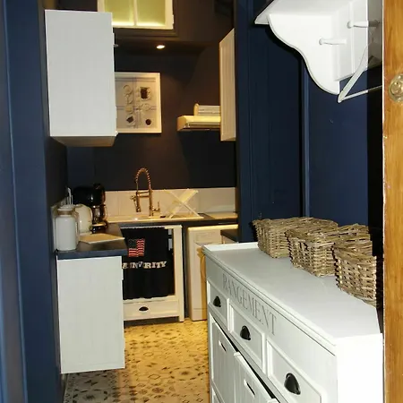 Germain Apartment *
